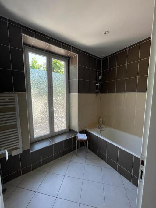 Maison Lumineuse Villemoustaussou Bagian luar foto